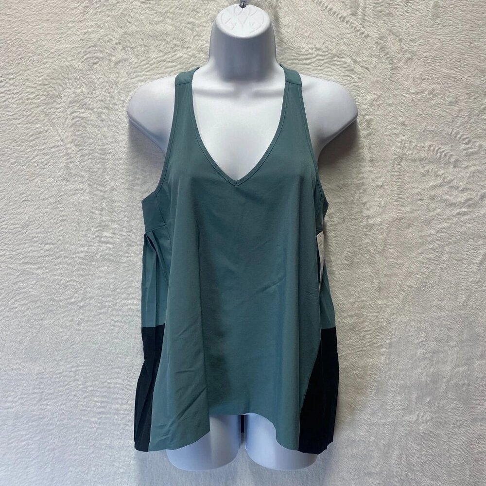 Athleta Swingā Forward Pleated Tank Top Small Teal Black V-Neck Career Casual